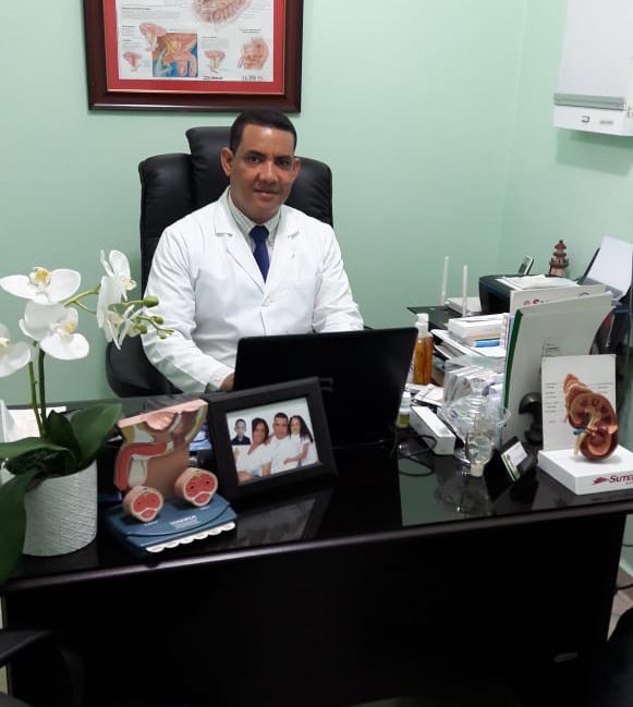 Urólogo (Dr. Ramírez Mendoza)